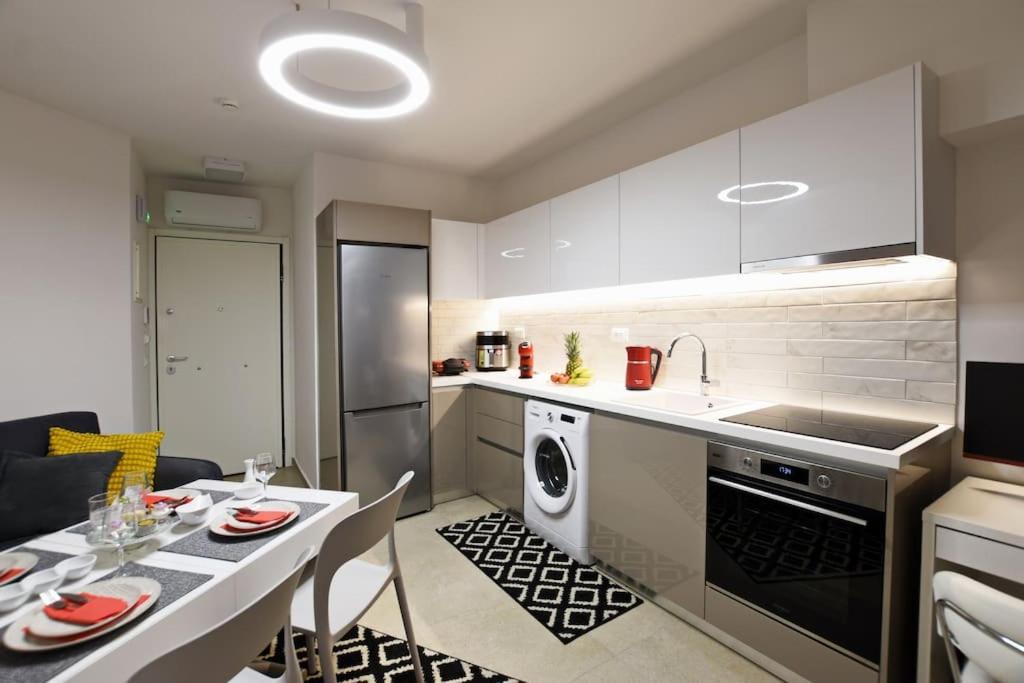 Rhodes City Uni Cozy City Apartment מראה חיצוני תמונה